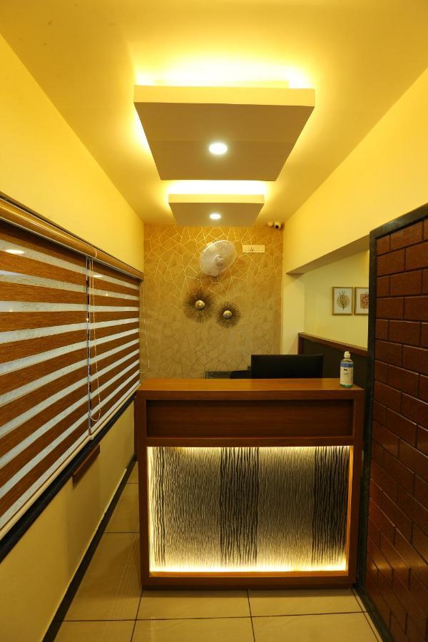 Ahlan Luxury Rooms Kochi Exterior foto